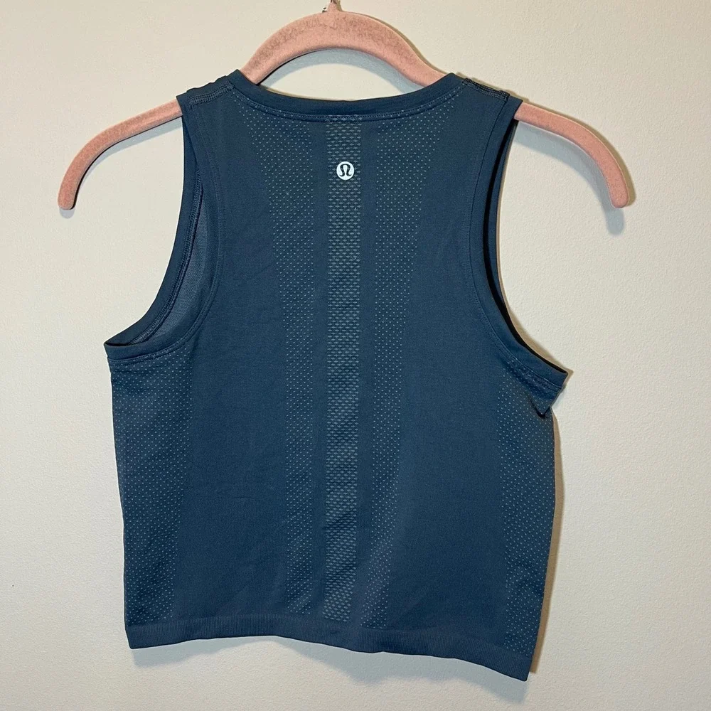 Lululemon Swiftly Tech High-Neck Tank Top 2.0 Race Length Blue Slate Size 2